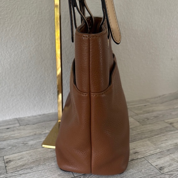 Michael Kors Bedford Leather Tote - Picture 4 of 11